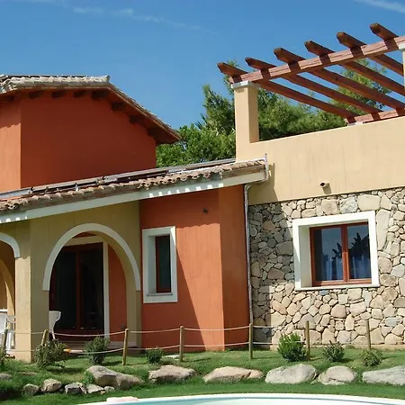 I Lentischi Ξενοδοχείο με διαμερίσματα Villasimius