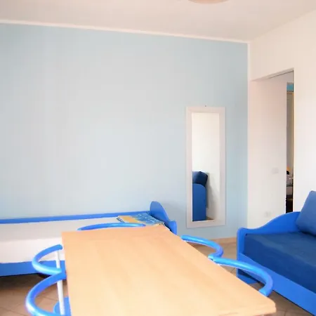 Ξενοδοχείο με διαμερίσματα I Lentischi 4*