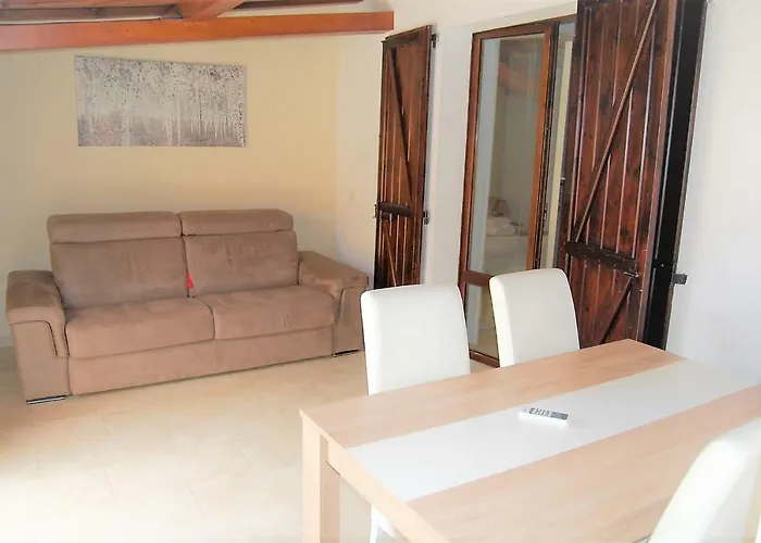 I Lentischi Aparthotel 4*