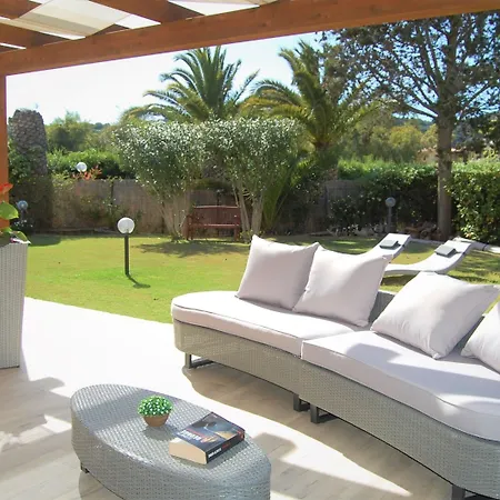 I Lentischi Aparthotel 4*