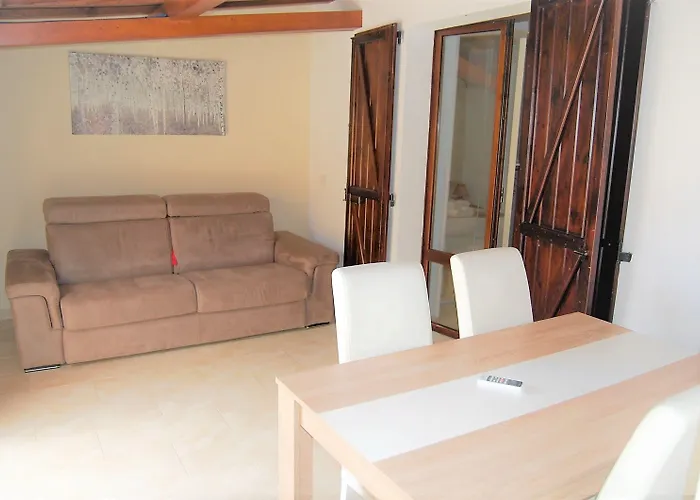 I Lentischi Hotel apartamentowy 4*